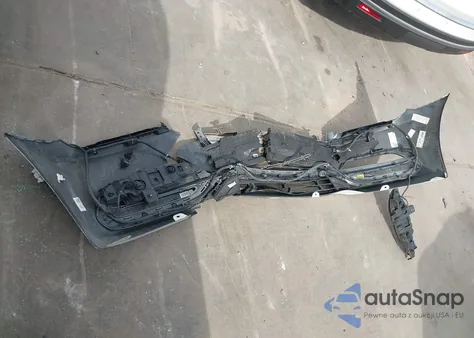 2018 Genesis G80 3.8 из США, поврежденный, VIN KMHGN4JEXJU253222